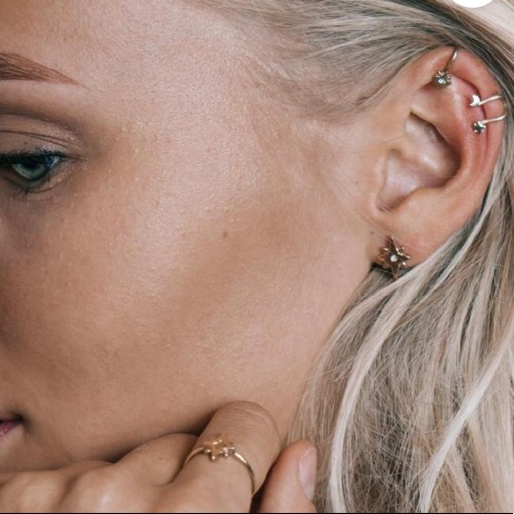Stilnest Star Dancer Double Ear Cuff in Rose Gold